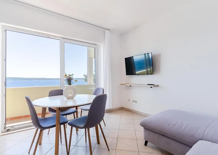 Marin - 4 Apartman Zavala